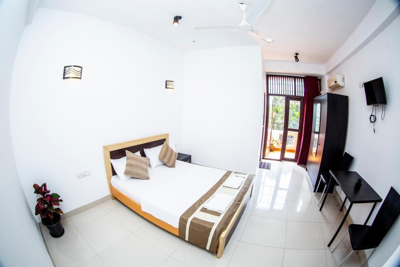 Anthuan Residence Negombo Extérieur photo