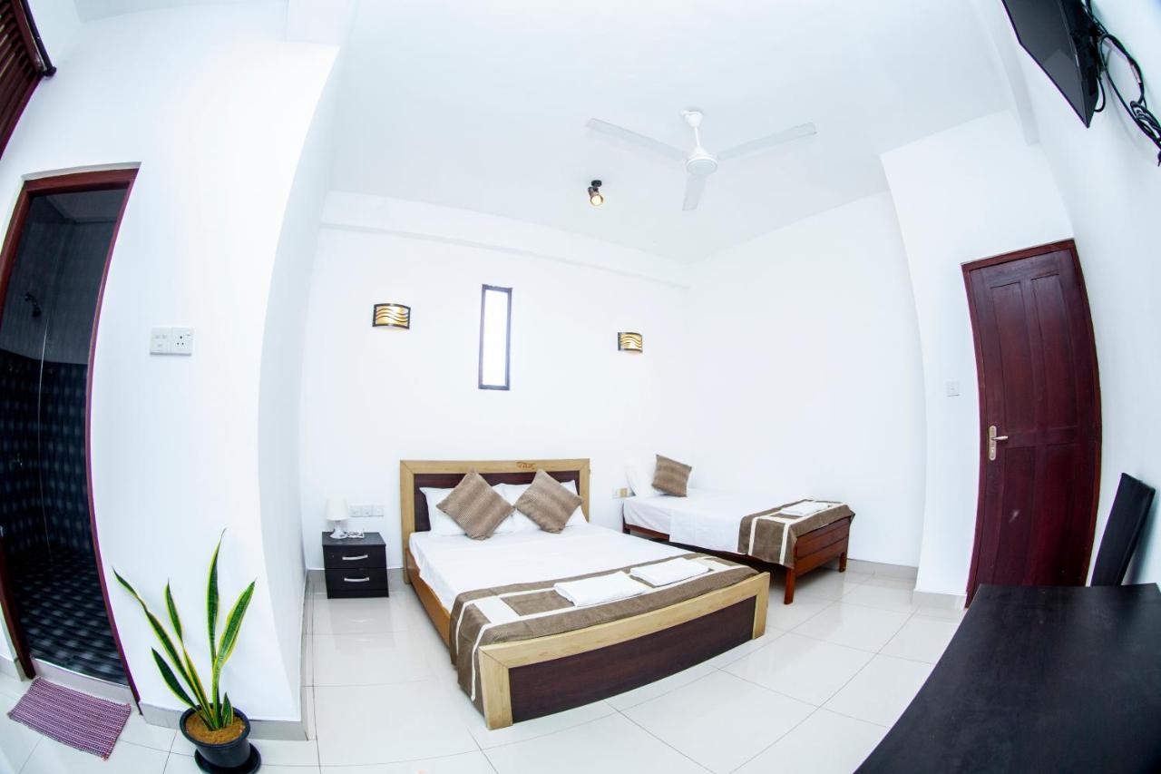 Anthuan Residence Negombo Extérieur photo
