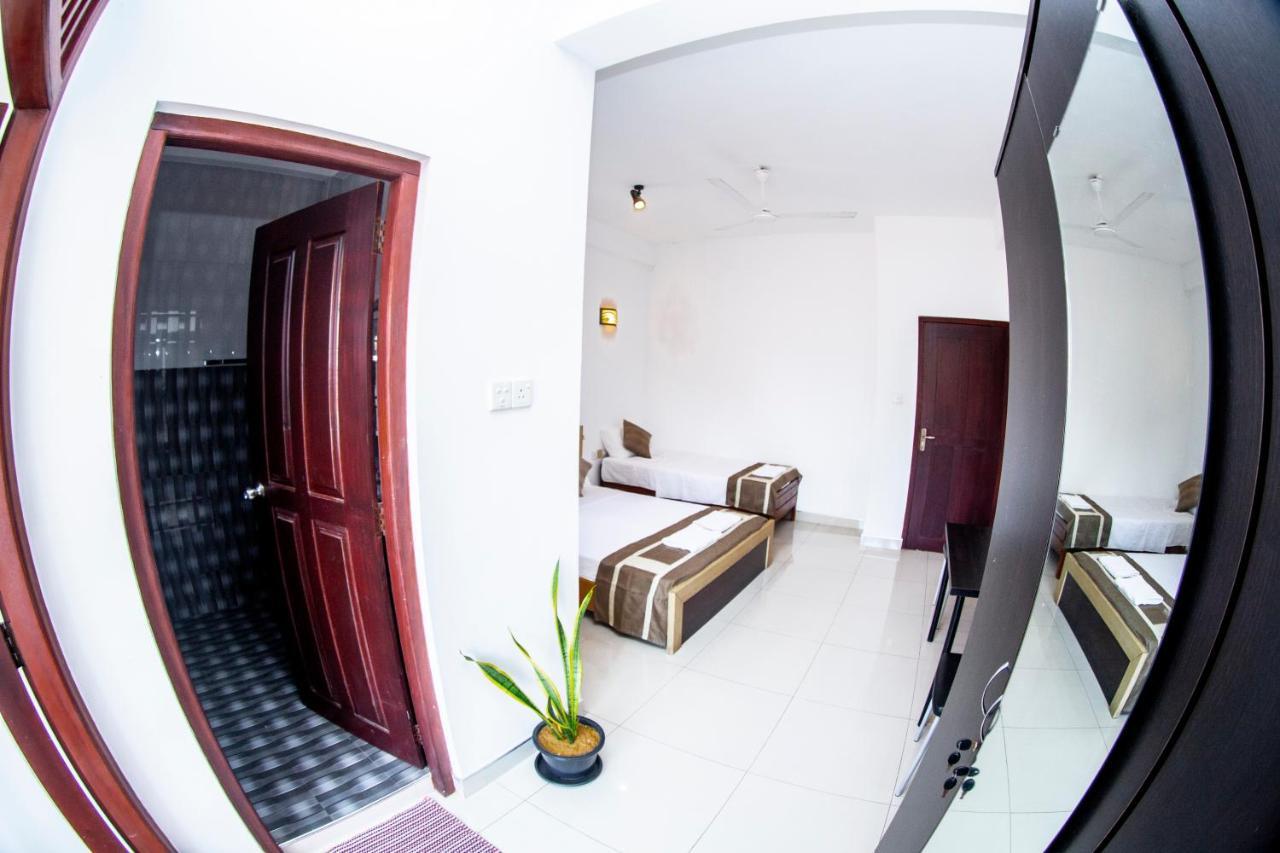 Anthuan Residence Negombo Extérieur photo