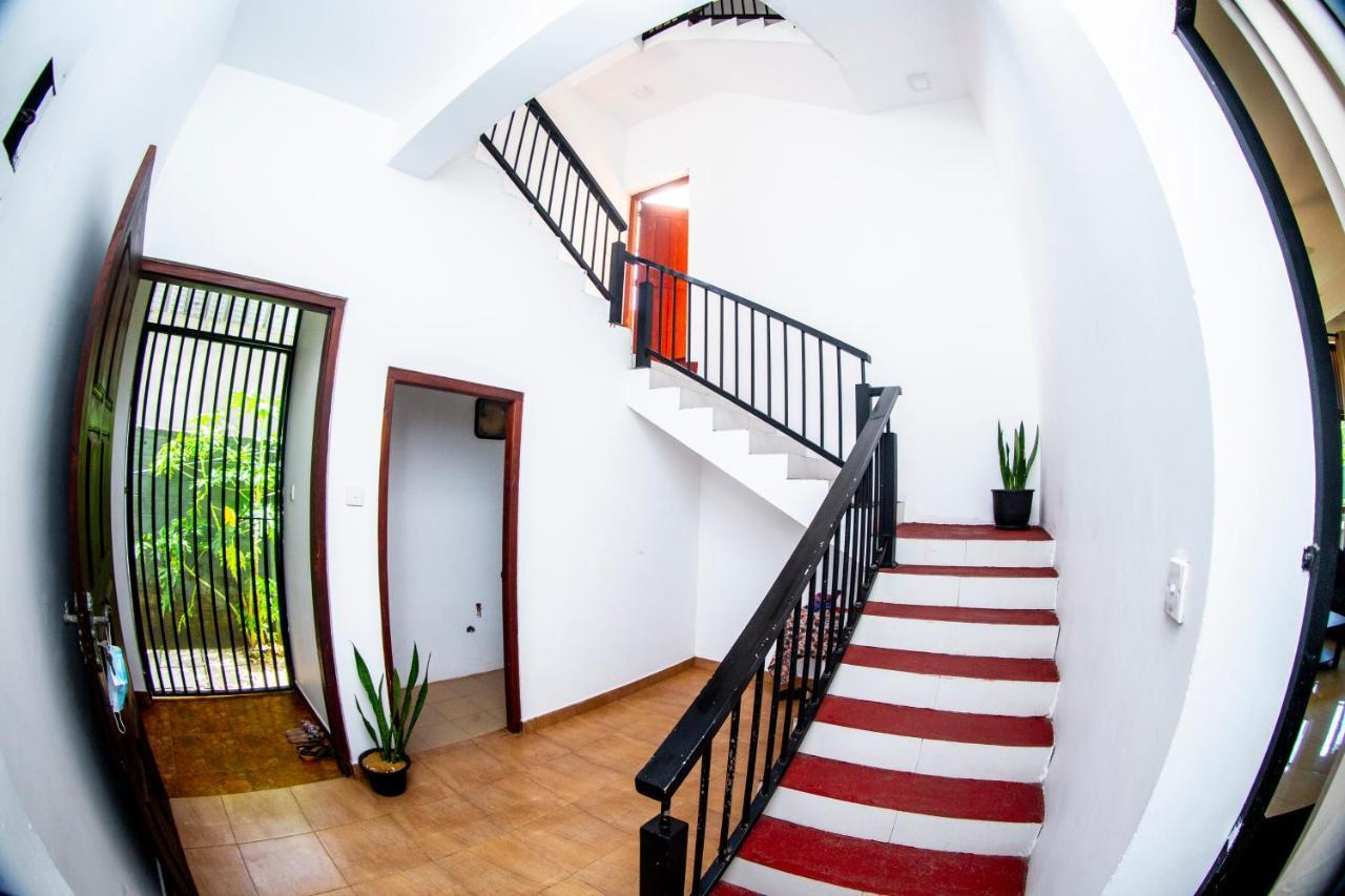 Anthuan Residence Negombo Extérieur photo