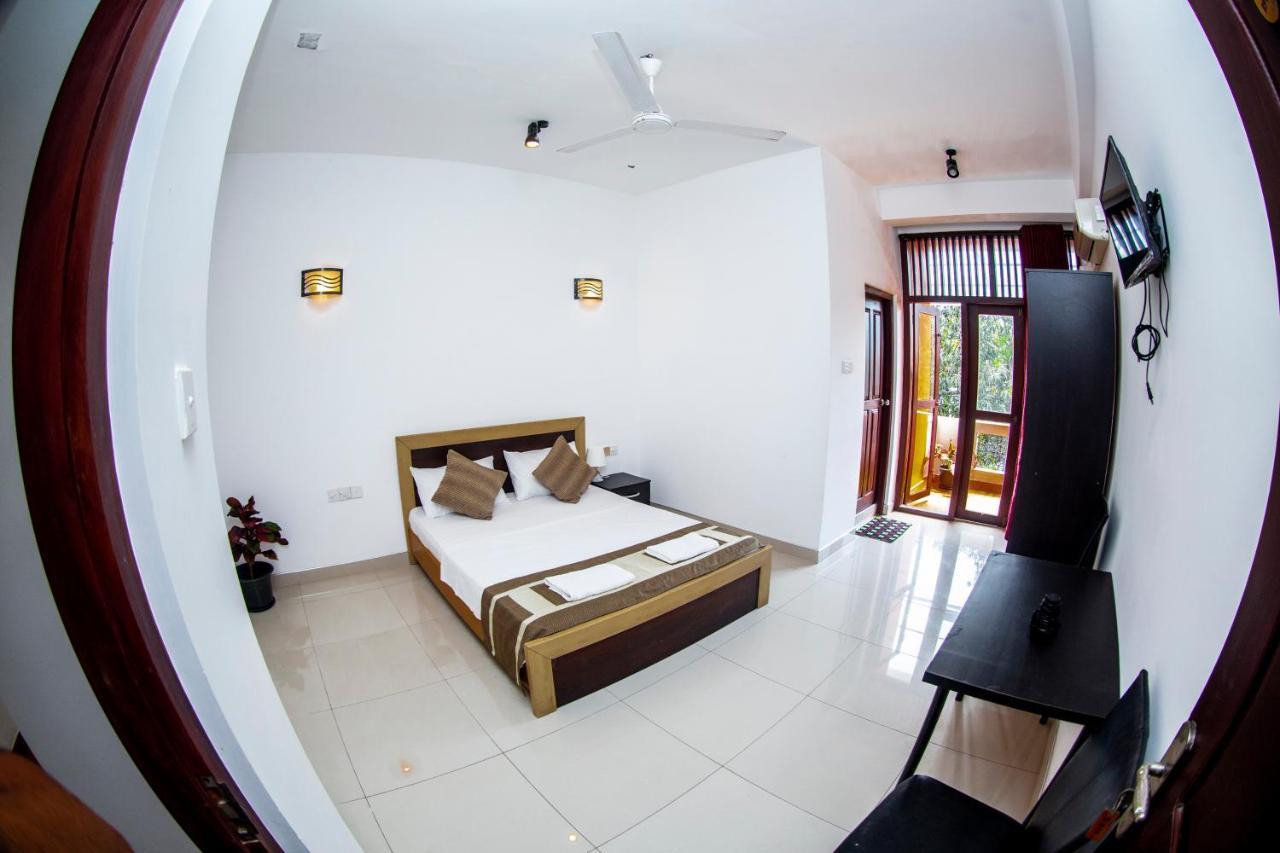 Anthuan Residence Negombo Extérieur photo